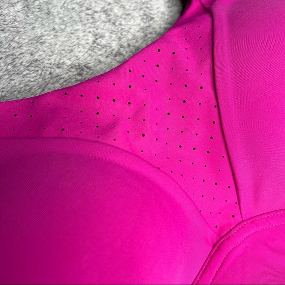 Lululemon Run Times Bra Ripened Raspberry (RIPR) Size 38DD NWT *Adjustable* - Picture 7 of 16